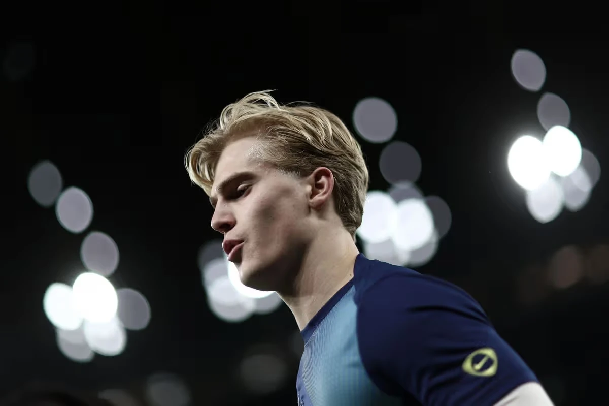 Transfer Battle: Villa and Liverpool plot summer moves for Tottenham star Lucas Bergvall